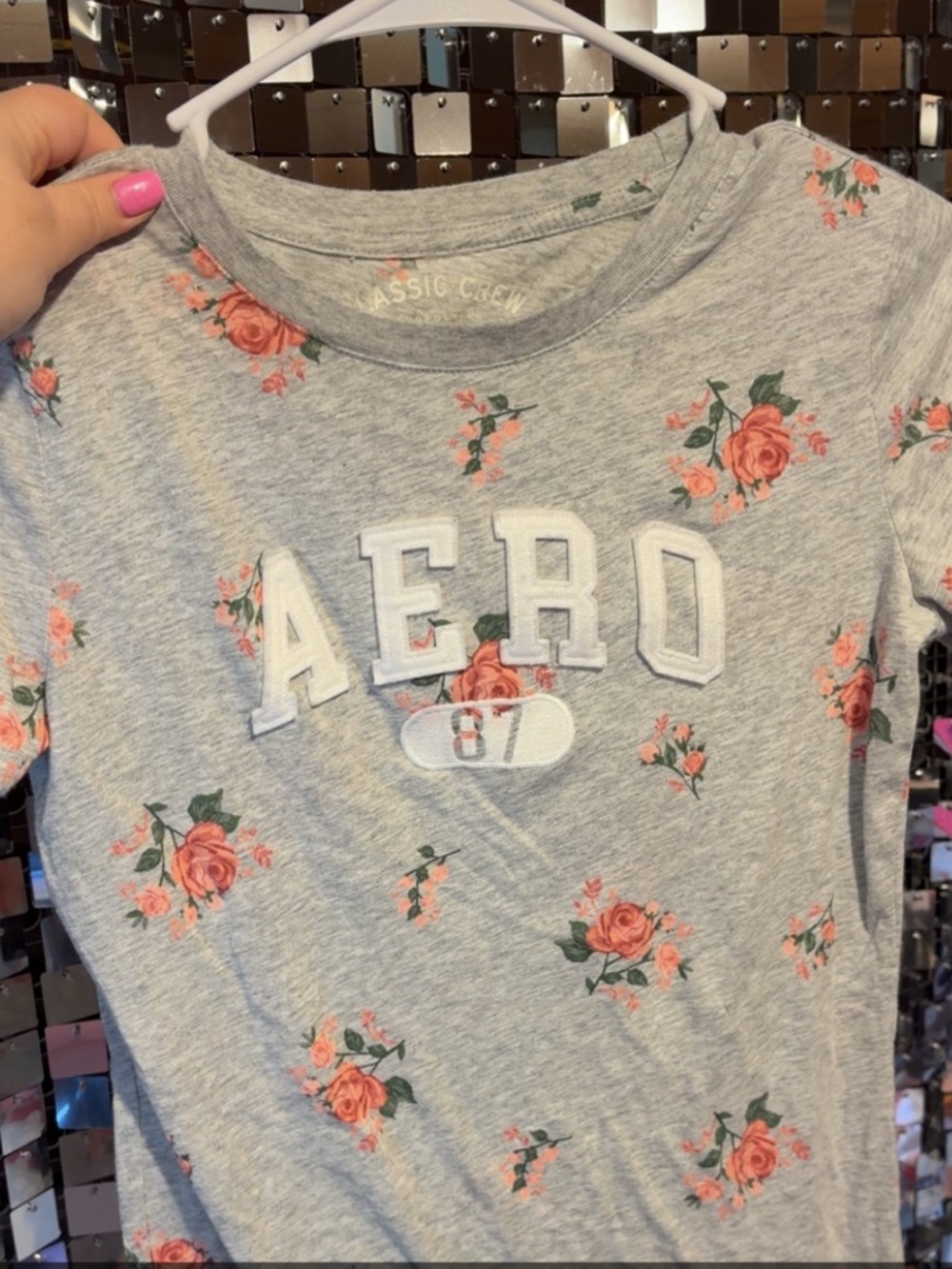 Aeropostale Grey Tee with Pink Rose Floral and AERO 87 Logo MEDIUM NEW